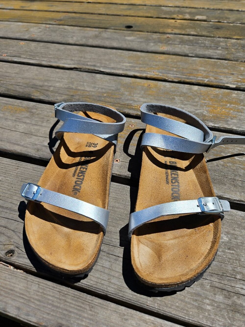Birkenstock Women's Daloa Shoe in Silver Size 39